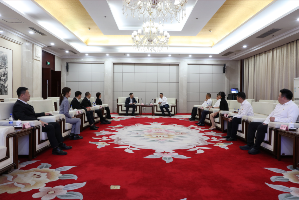 鞍勤、溫泉、公服集團與招商銀行簽訂戰(zhàn)略合作協(xié)議！銀企合作譜新篇